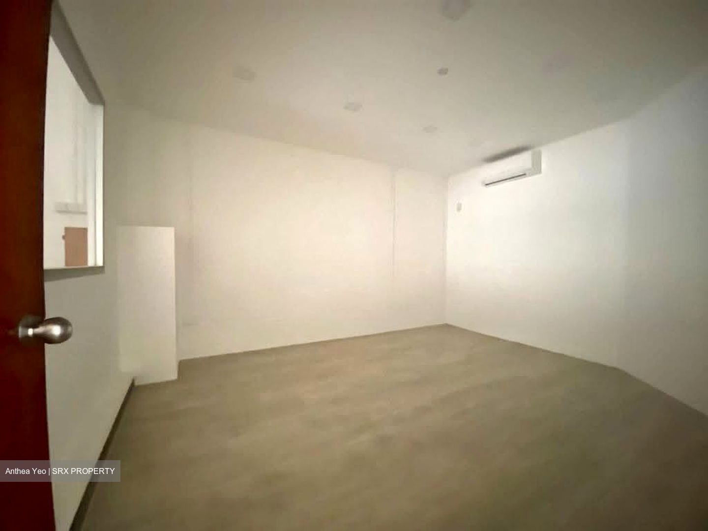 Sam Leong Road (D8), Shop House #611822321